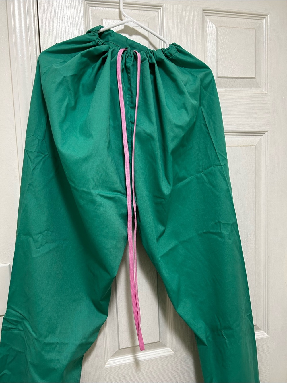 Green Drawstring Scrub Pants with Pink Tie